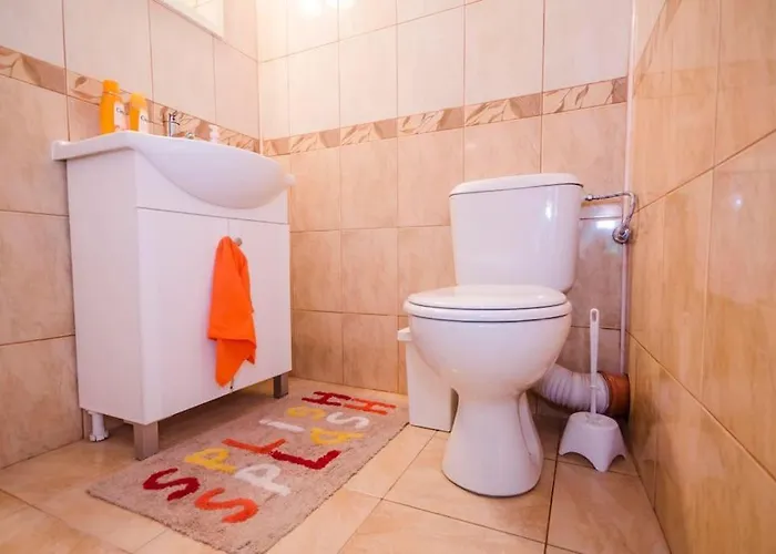 23 1 Bedroom With Balcony Апартамент *